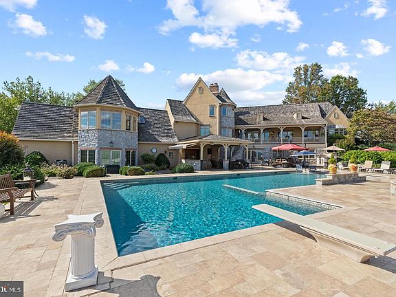 5th image of 500 Polo Ln