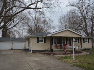 5421 Ricky Dr, Decatur, IL 62521