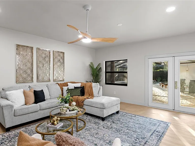 4504 W Lamb Ave — Photo 32