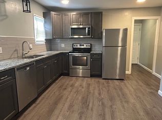 29 1/2 Ringgold St, Providence, RI 02903