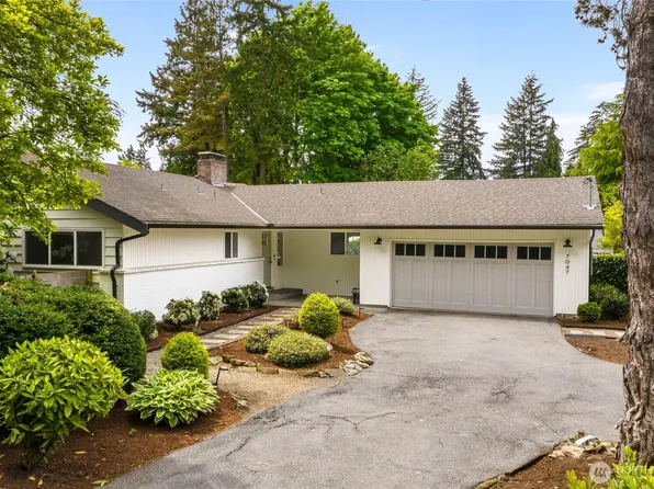 7047 NE 138th Street, Kirkland, WA 98034