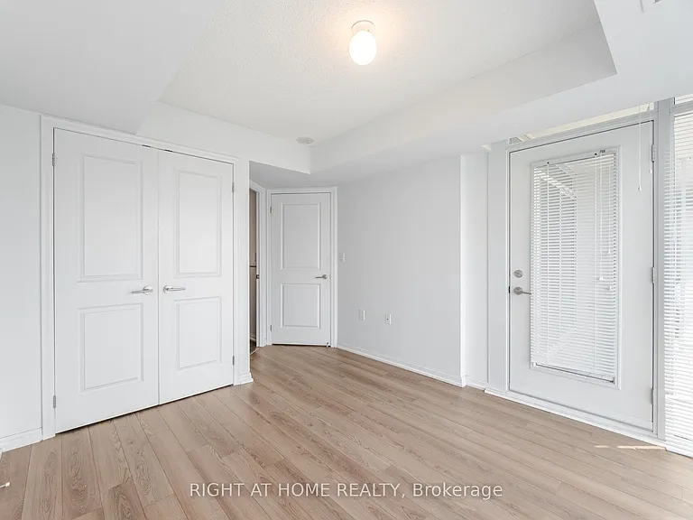 125 Western Battery Rd #1112 — Photo 24