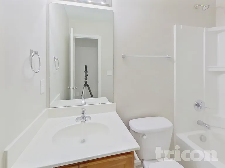 537 Gentle Breeze Ln — Photo 16