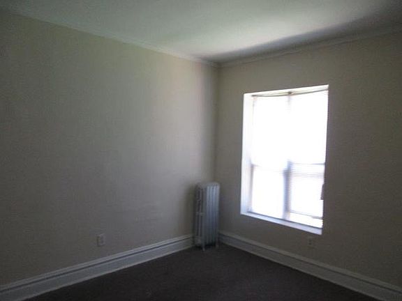 5th image of 5160 S King Dr APT 1
