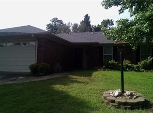 608 Spruce St, Van Buren, AR 72956