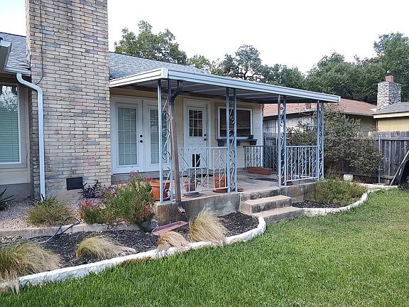 2nd image of 11701 Shoshone Dr