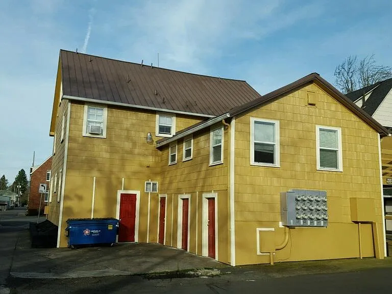 650 Marion St NE #1 — Photo 3