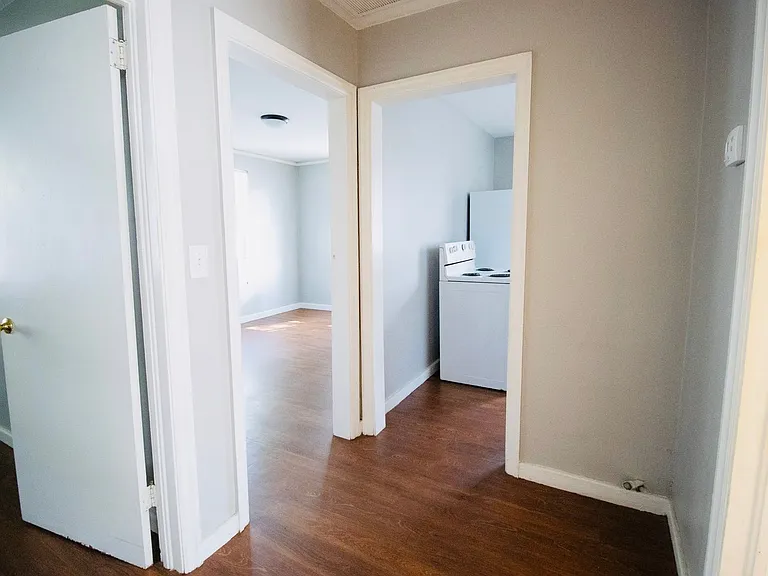 901 Central Dr — Photo 23