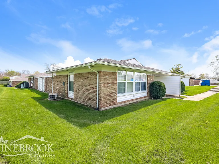 5917 Troy Villa Blvd — Photo 14