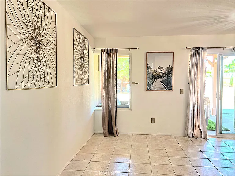 39883 Penina Way — Photo 16