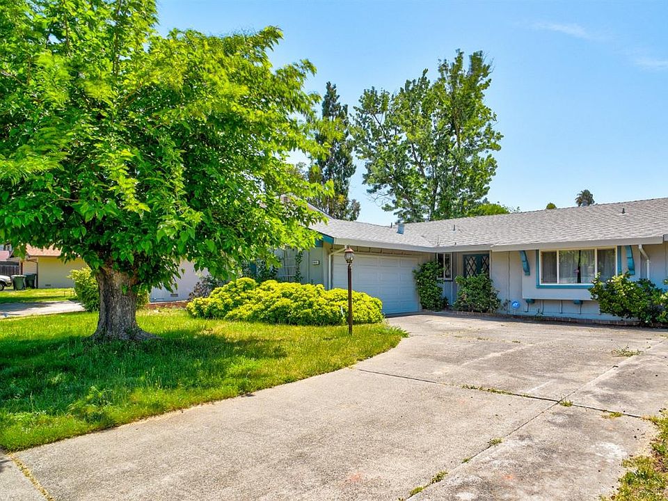 1st image of 4812 Papaya Dr