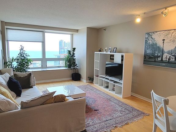 2nd image of 512 N McClurg Ct APT 3606
