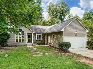 127 Squire Ct, Statesville, NC 28625
