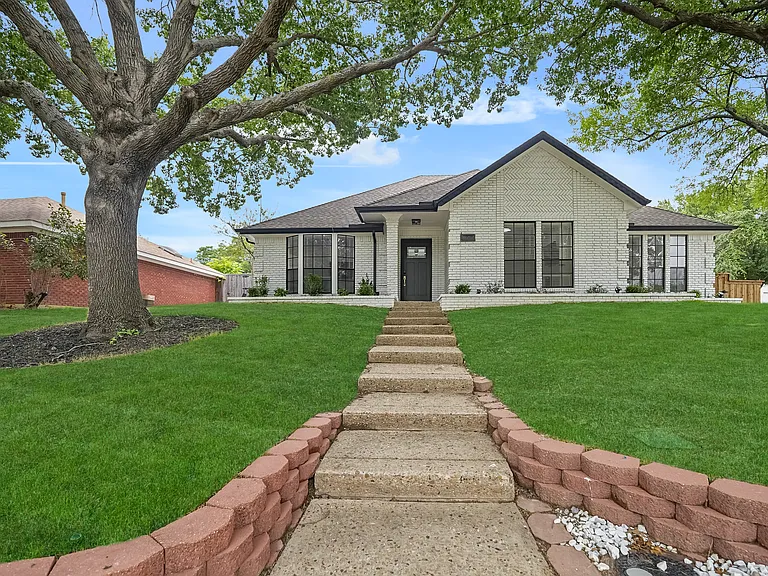 9090 Meadowcrest St — Photo 55