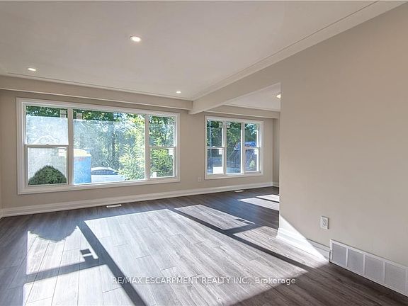 4th image of 308 Mount Albion Rd #1