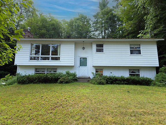 2nd image of 20 Vetter Ave