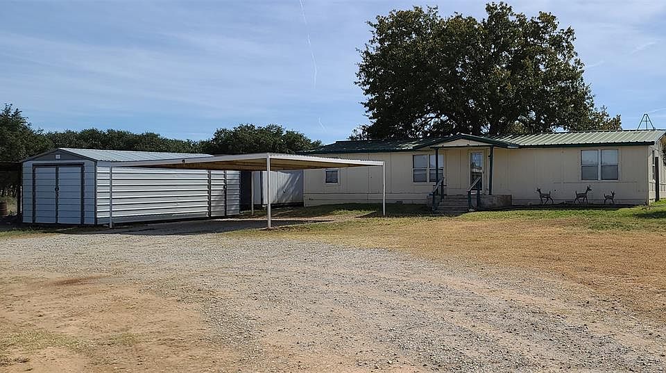 1st image of 375 Country Oaks Ln