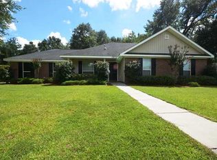 1670 Woodforest Dr, Semmes, AL 36575