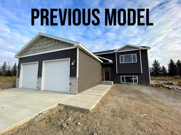 309 6th Ave SW, Surrey, ND 58785
