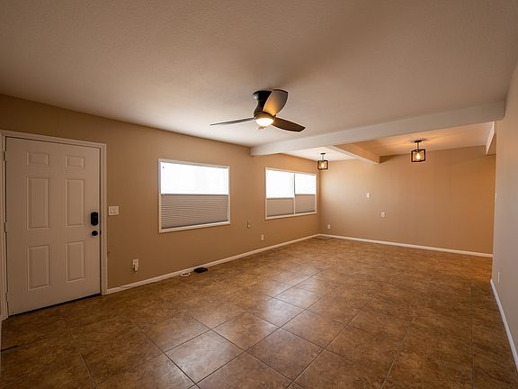 111-Silver-ForRent-NevadaDesertRealty-33_09032019