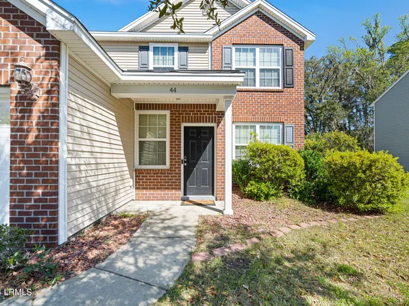44 Cedar Creek Cir, Beaufort, SC 29906