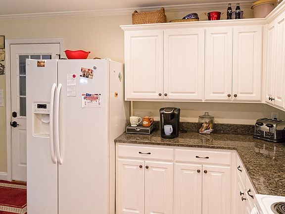 4th image of 151 Kathwood Dr