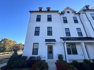 4100 Alexander View Dr, Charlotte, NC 28226