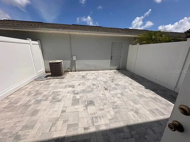 8524 Danforth Dr — Photo 11