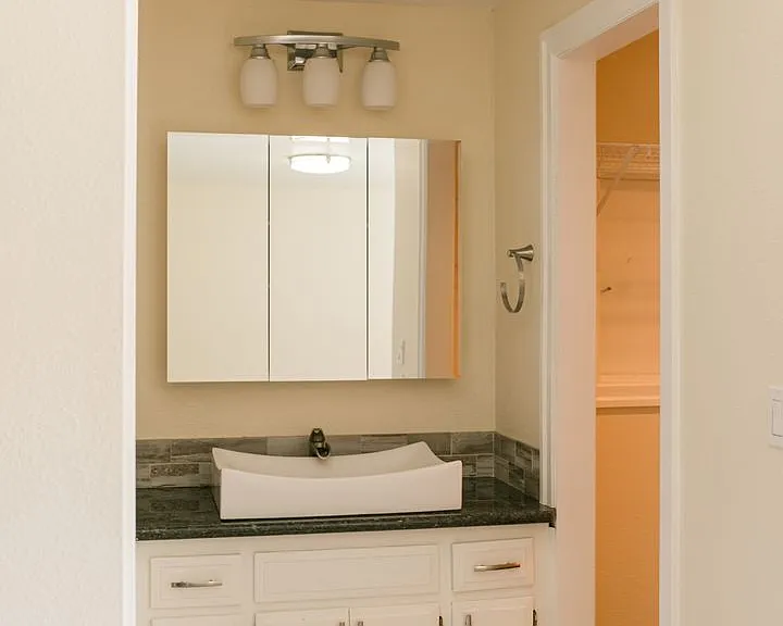 15931 SE Rickshire Ln — Photo 17