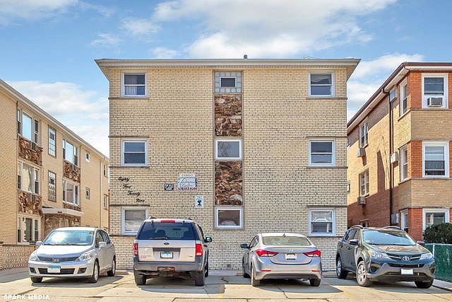 1st image of 8529 W Catalpa Ave Unit 2N