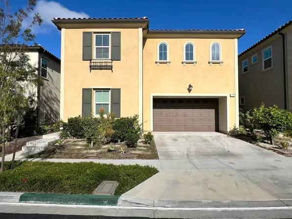 15 Acadia Ct, Lake Forest, CA 92630