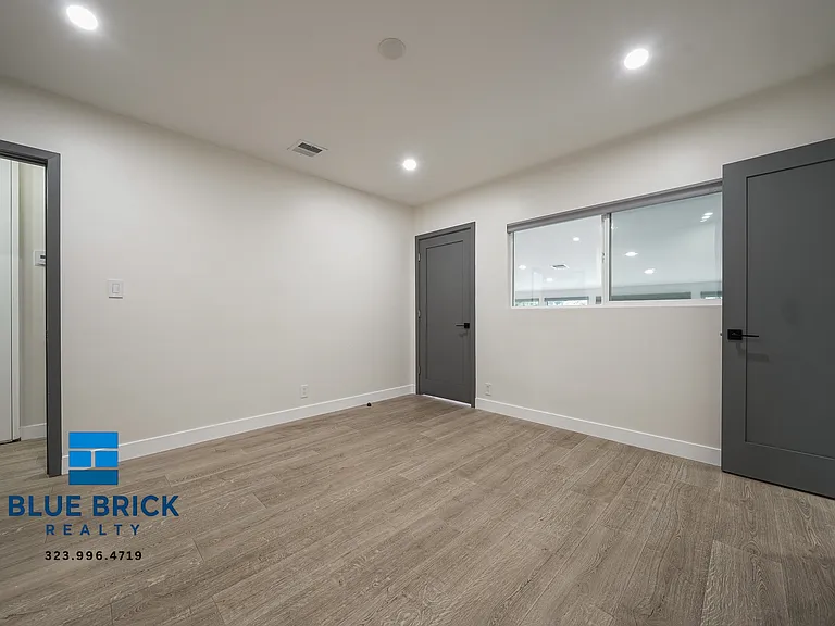 5620 1/2 Radford Ave — Photo 18