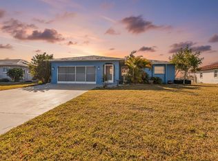 194 Caddy Rd, Rotonda West, FL 33947