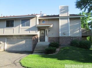 8546 Xenium Ln N, Maple Grove, MN 55369