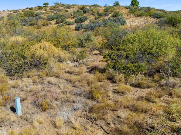 19942 E Antelope Rd, Cordes Lakes, AZ 86333