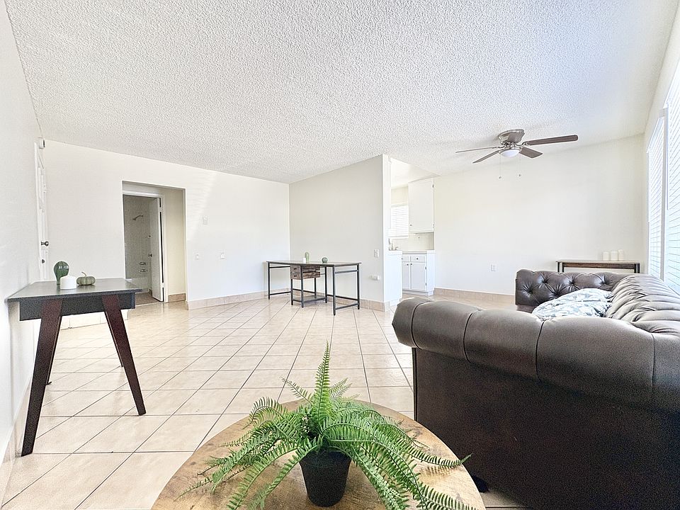 1st image of 1226 E 7th St APT 1