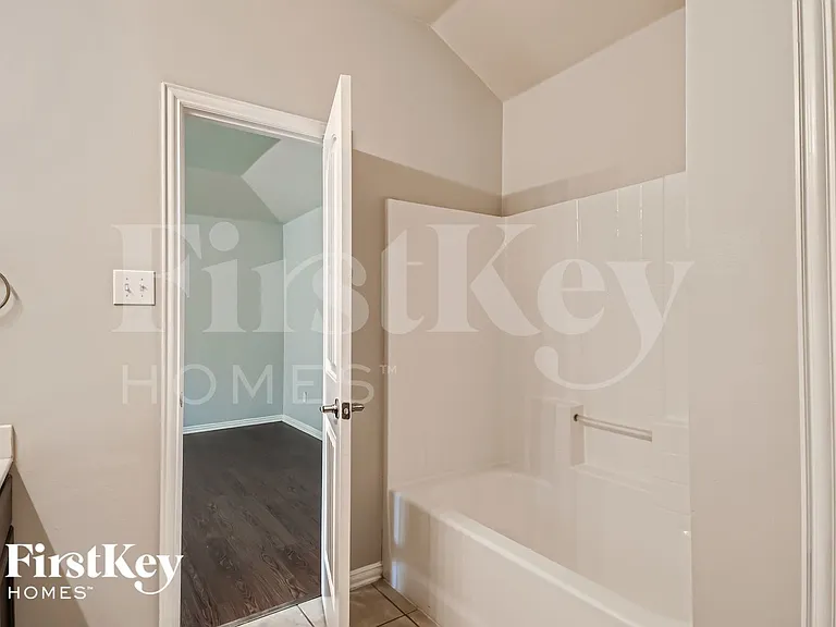 6743 Ohana Pl — Photo 21