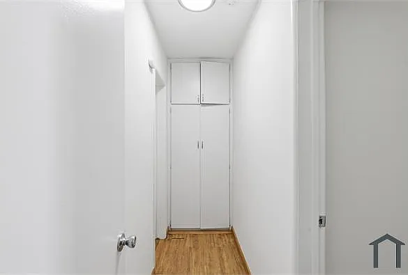 20610 Hartland St #C — Photo 7