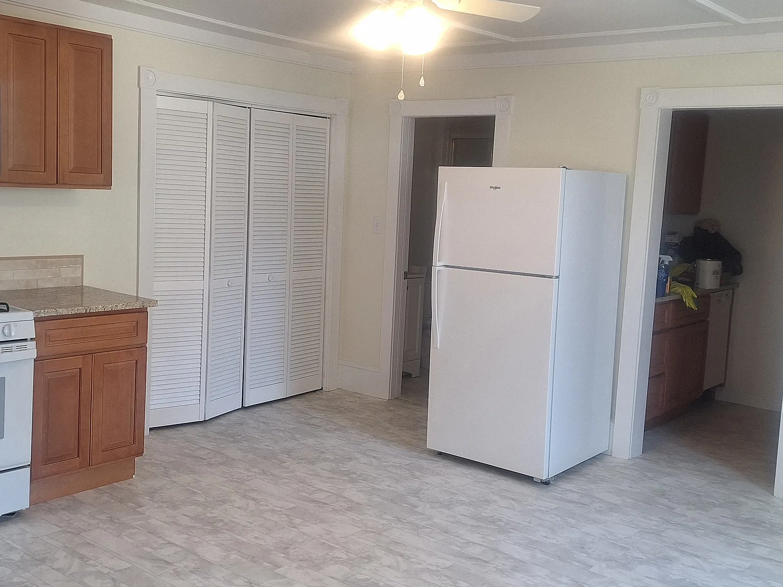 417 Main St — Photo 2