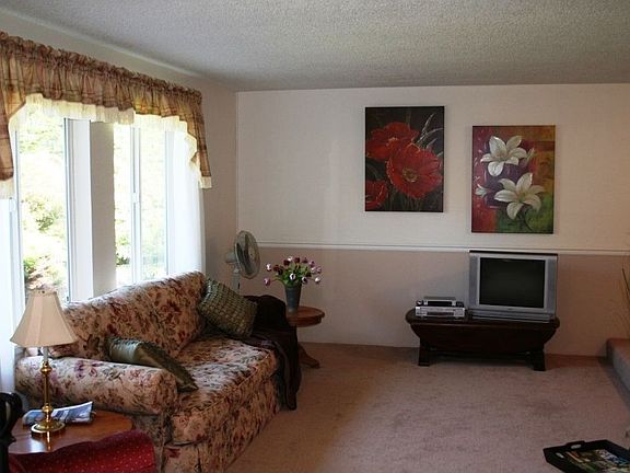 4th image of 12305 86th Avenue Ct E
