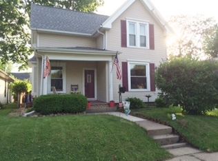 1422 1st St SW, Cedar Rapids, IA 52404