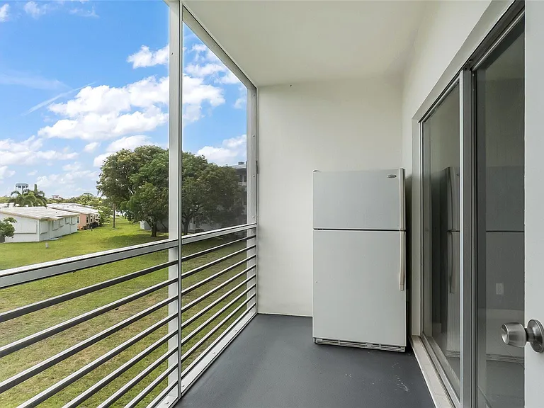 2309 Park Ln #202 — Photo 21