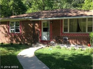 16 Cree Dr, Oxon Hill, MD 20745