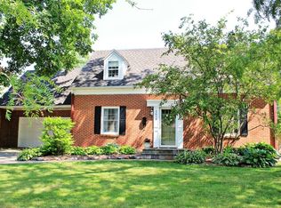 2618 Barrington Pl, Rockford, IL 61107