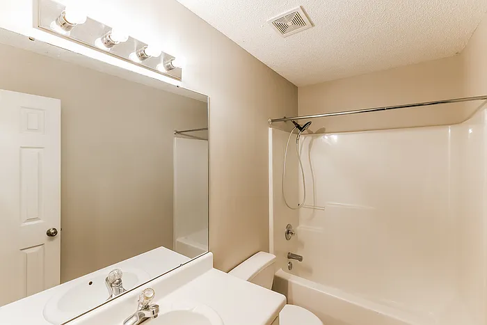 112 Hayloft Ct — Photo 9