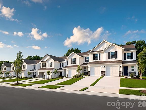 3rd image of 448 Sand Dunes Dr #82