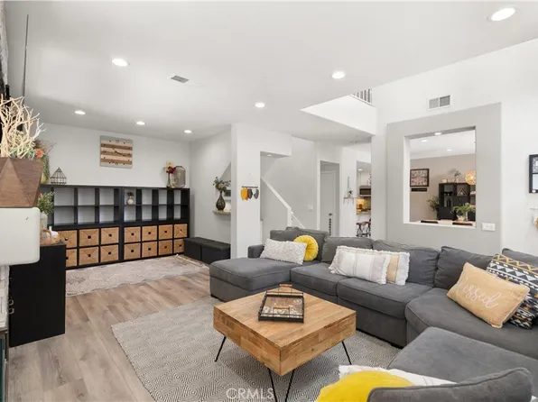 4 Orchestra Ln, Aliso Viejo, CA 92656