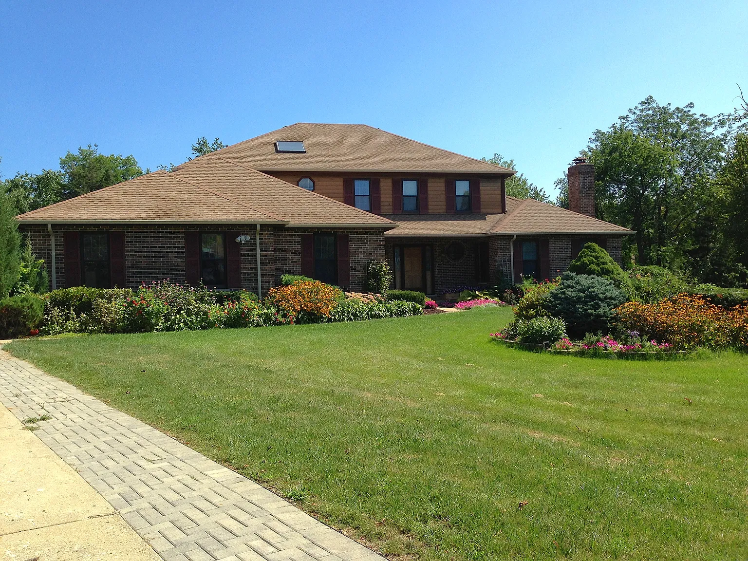 5 Tewkesbury Ln photo 1