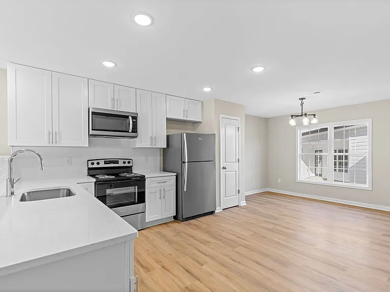 132 Chapel Hill Rd — Photo 7