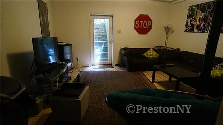 Rented by JM Preston Properties LLC | media 33